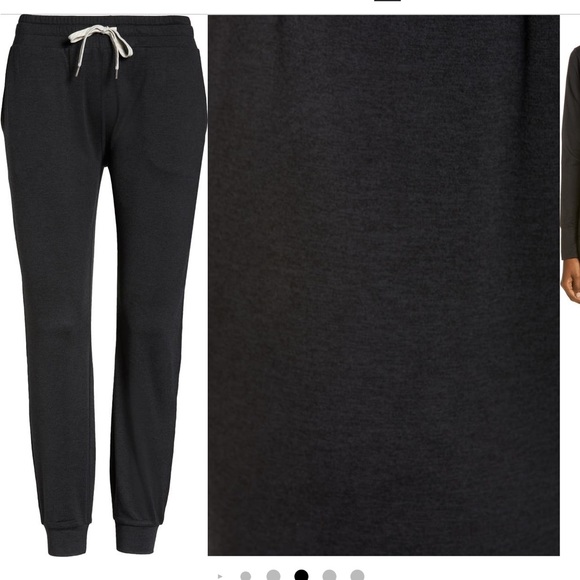 Vuori NWOT performance joggers - Picture 3 of 10